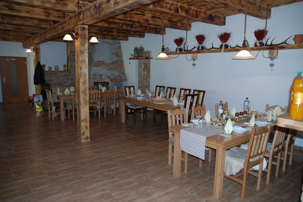 Hotel Penzion Drienovkou à Považská Bystrica Extérieur photo